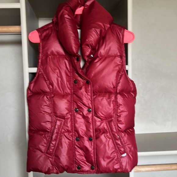 Vest - Picture 2 of 3